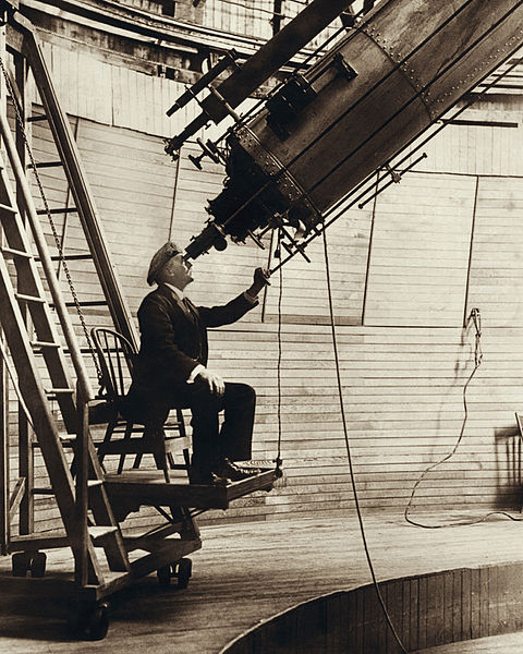 Percival Lowell using the 24-inch Clarke refractor in 1914.