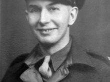 A smiling Reggie in his Royal Army Medical Corps uniform in 1940. (BAA Archives/Harold Ridley papers)