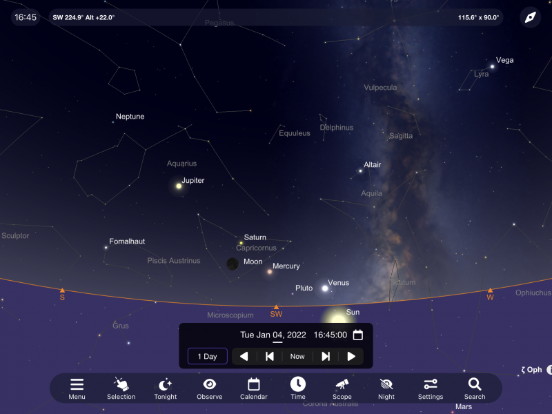 On the 4th January the thin crescent of the Moon is close to Saturn